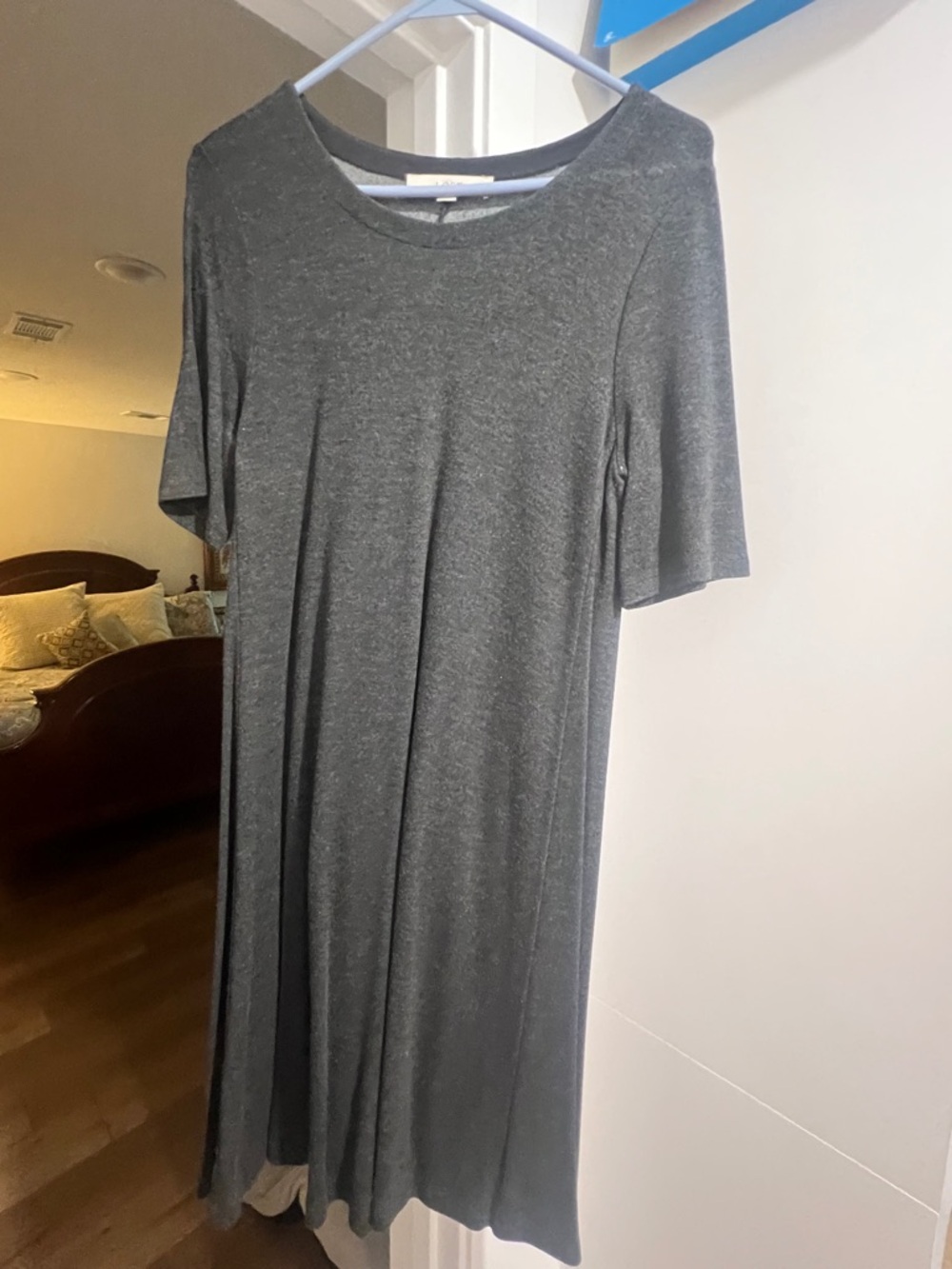 AT Loft Women’s Short-Sleeve Gray Swing Dress cotton- size Medium